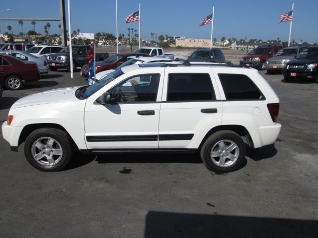 Jeep Grand Cherokee 2005 photo 3