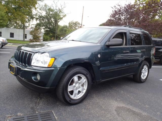 Jeep Grand Cherokee LS Sport Utility