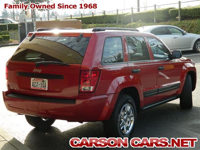 Jeep Grand Cherokee LS SUV