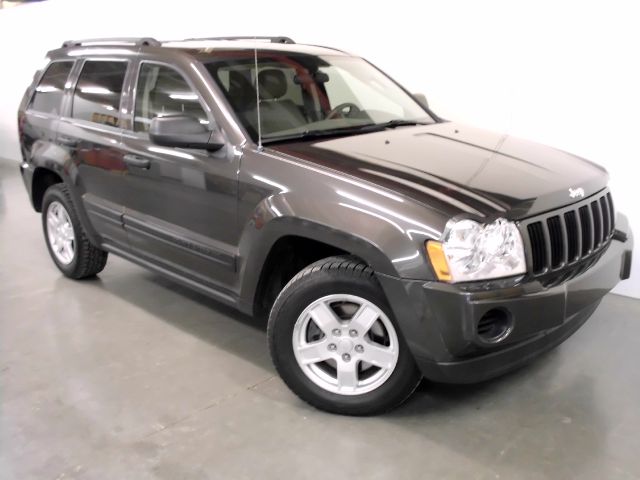 Jeep Grand Cherokee 2005 photo 3