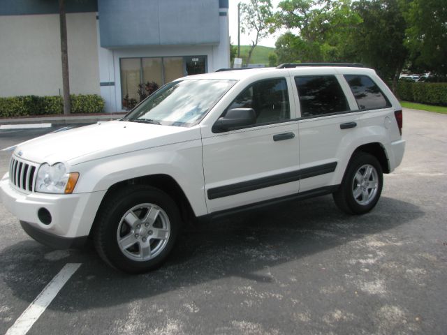 Jeep Grand Cherokee 2005 photo 1