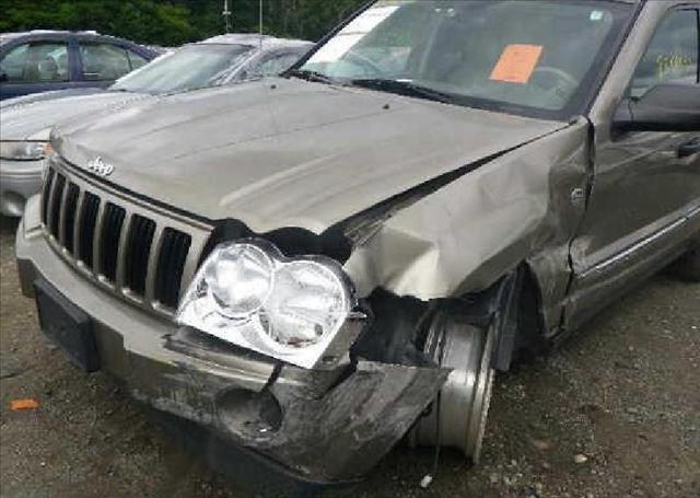 Jeep Grand Cherokee 2005 photo 2