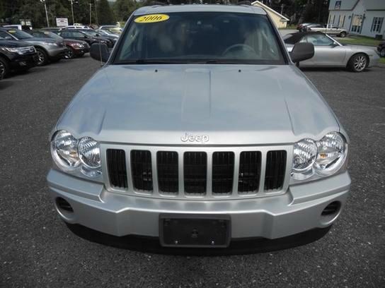 Jeep Grand Cherokee 2006 photo 2