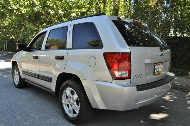 Jeep Grand Cherokee 2006 photo 4