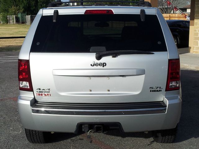 Jeep Grand Cherokee 2006 photo 3