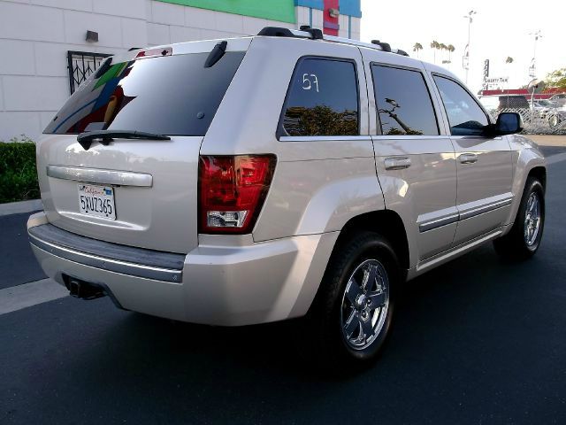 Jeep Grand Cherokee 2006 photo 2