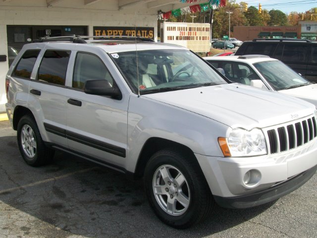 Jeep Grand Cherokee 2006 photo 3