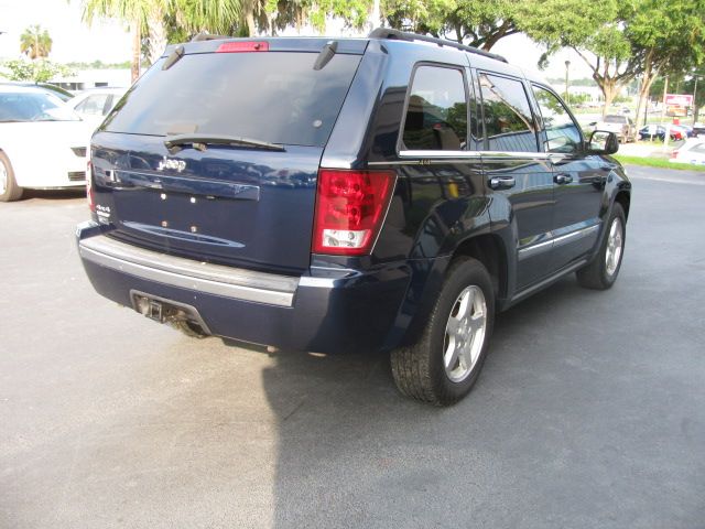 Jeep Grand Cherokee 2006 photo 4