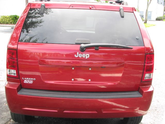 Jeep Grand Cherokee 2006 photo 4