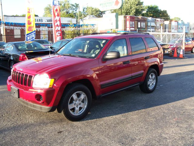 Jeep Grand Cherokee 2006 photo 2