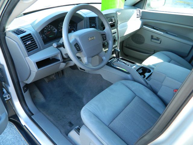 Jeep Grand Cherokee 2006 photo 20