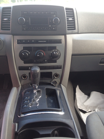 Jeep Grand Cherokee 2006 photo 5