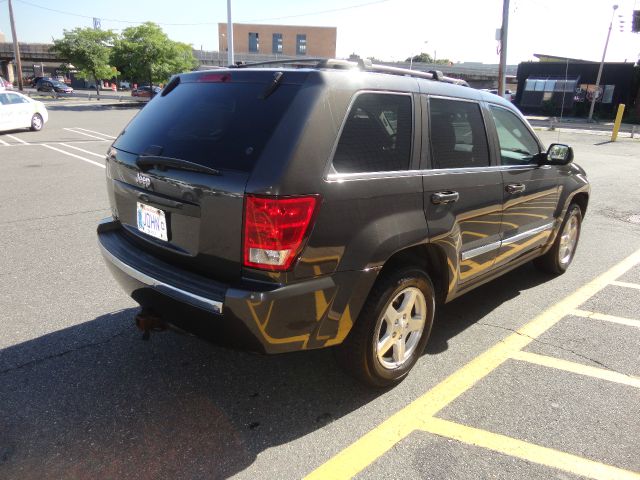 Jeep Grand Cherokee 2006 photo 3