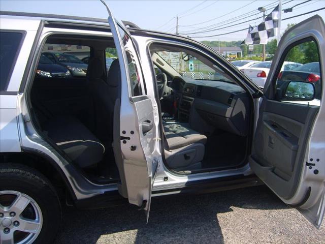 Jeep Grand Cherokee 2006 photo 17