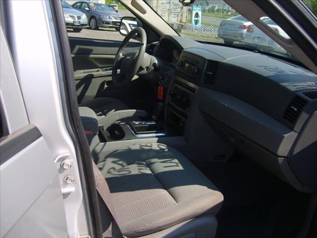 Jeep Grand Cherokee 2006 photo 3