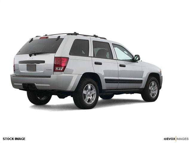 Jeep Grand Cherokee 2006 photo 3