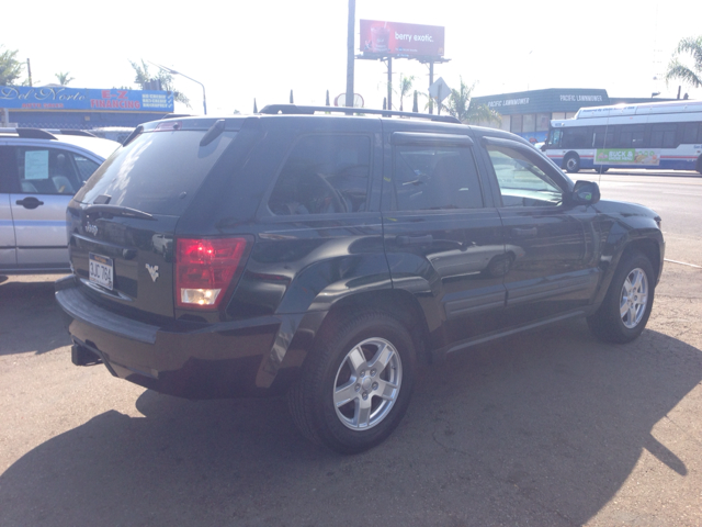 Jeep Grand Cherokee 2006 photo 2