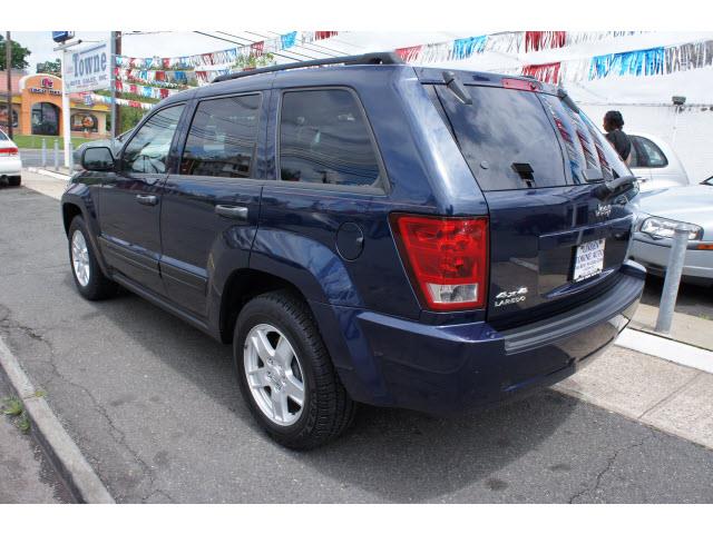 Jeep Grand Cherokee 2006 photo 3