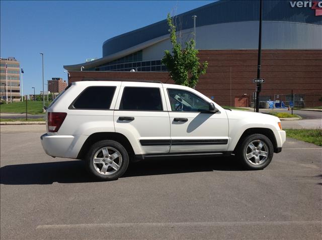 Jeep Grand Cherokee 2006 photo 3