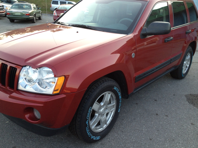 Jeep Grand Cherokee 2006 photo 3