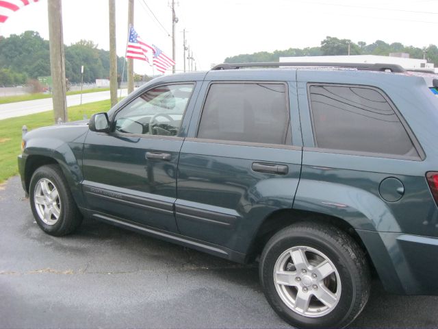 Jeep Grand Cherokee 2006 photo 1