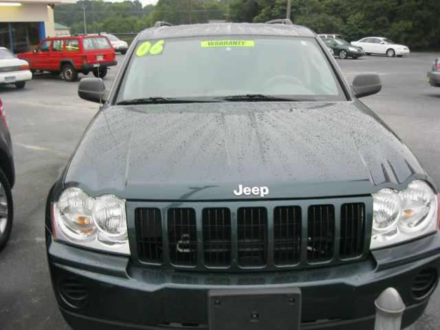 Jeep Grand Cherokee 2006 photo 2