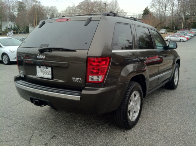 Jeep Grand Cherokee 2006 photo 3