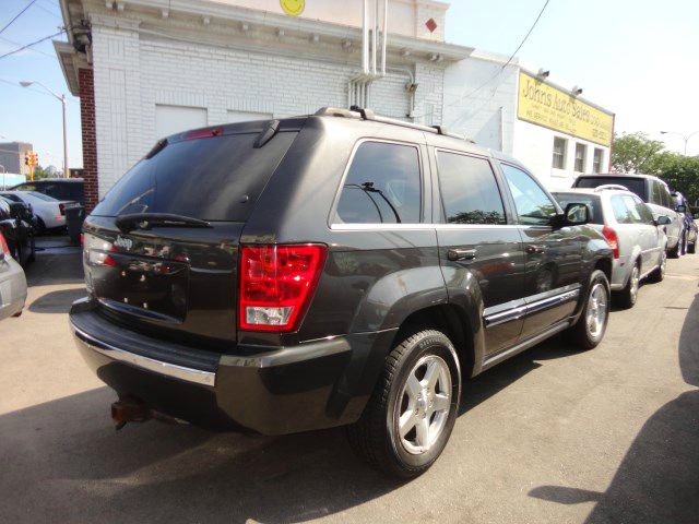 Jeep Grand Cherokee 2006 photo 2