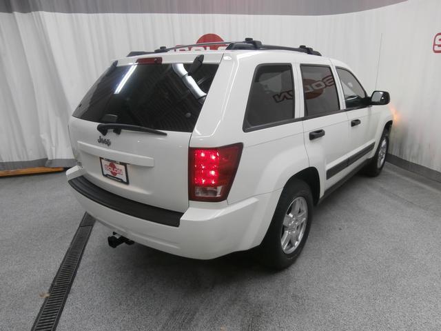 Jeep Grand Cherokee 2006 photo 3