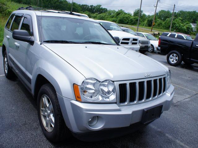 Jeep Grand Cherokee 2006 photo 3