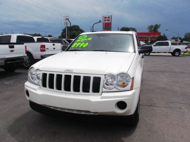 Jeep Grand Cherokee 2006 photo 2