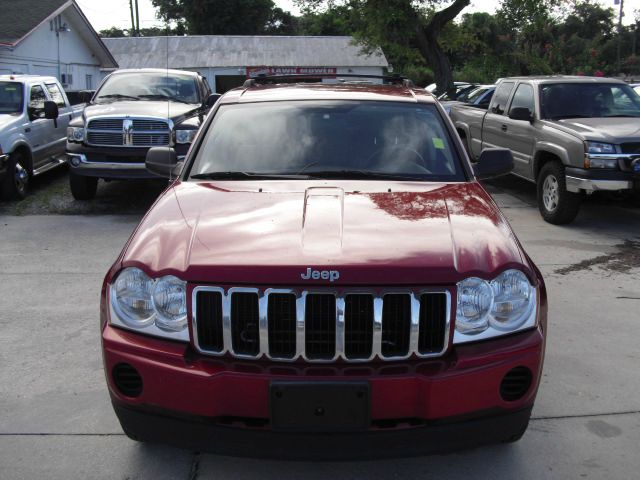 Jeep Grand Cherokee 2006 photo 2