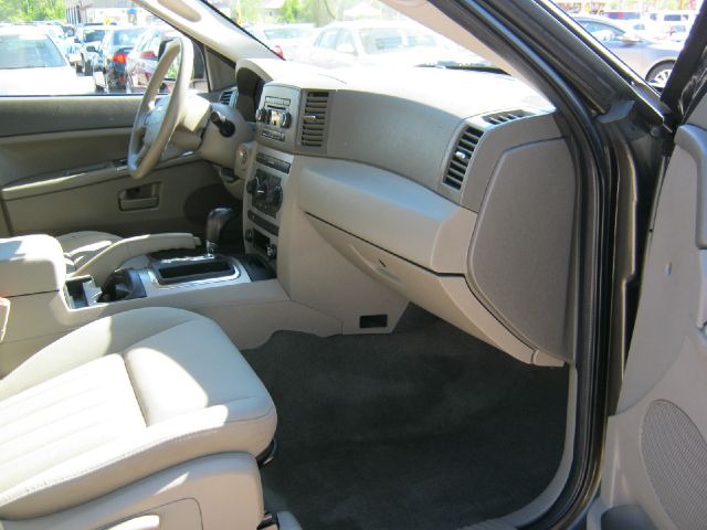 Jeep Grand Cherokee 2006 photo 3