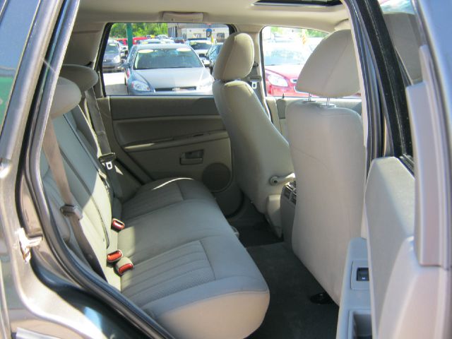 Jeep Grand Cherokee 2006 photo 4