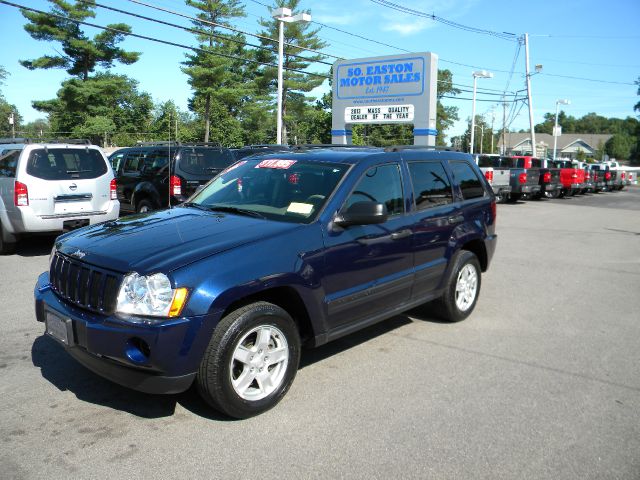 Jeep Grand Cherokee Base W/nav.sys SUV