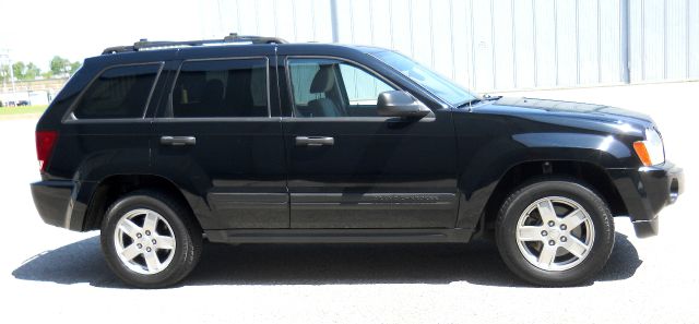 Jeep Grand Cherokee 2006 photo 3