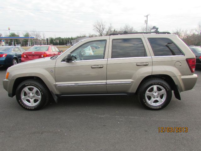 Jeep Grand Cherokee 2006 photo 2