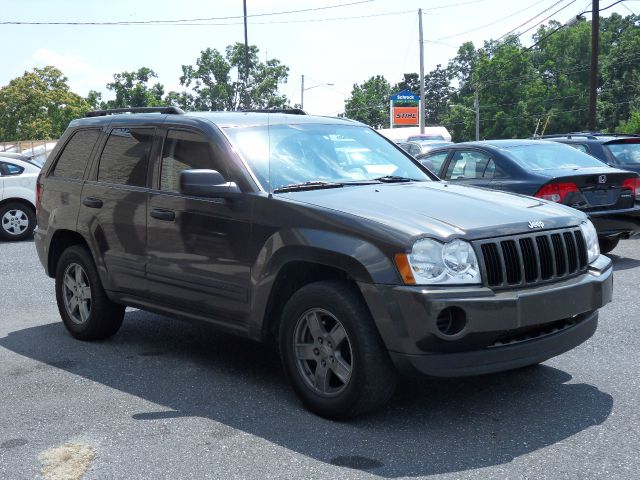 Jeep Grand Cherokee 2006 photo 3