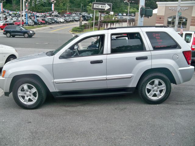 Jeep Grand Cherokee 2006 photo 1