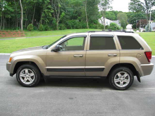 Jeep Grand Cherokee 2006 photo 1