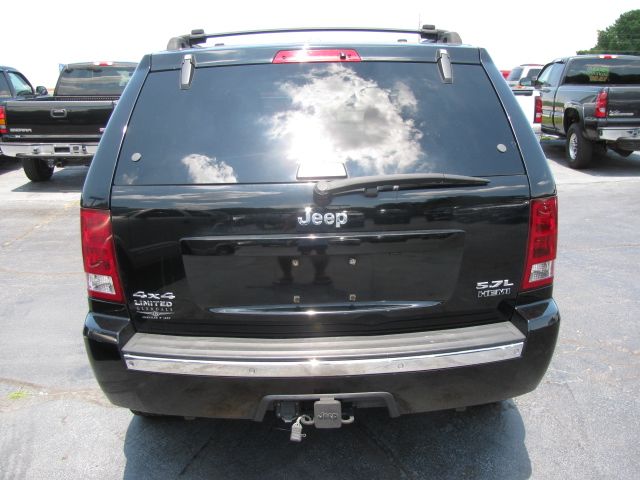 Jeep Grand Cherokee 2006 photo 2