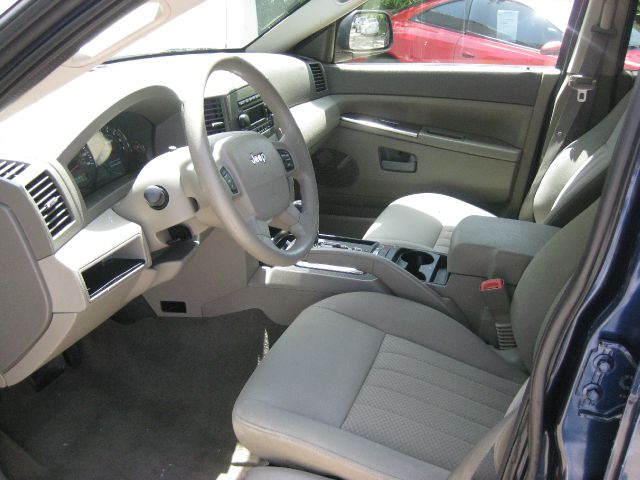 Jeep Grand Cherokee 2006 photo 3