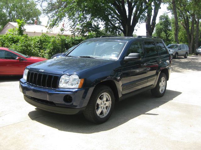 Jeep Grand Cherokee 2006 photo 4