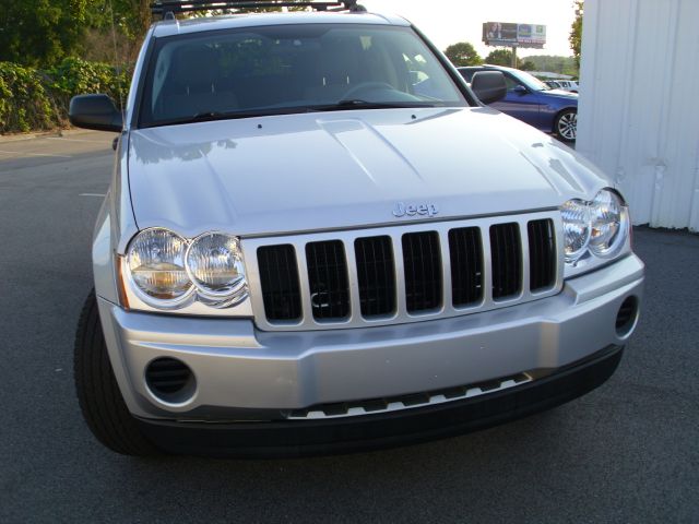 Jeep Grand Cherokee Sedan 4dr SUV