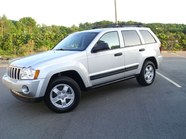 Jeep Grand Cherokee 2006 photo 3