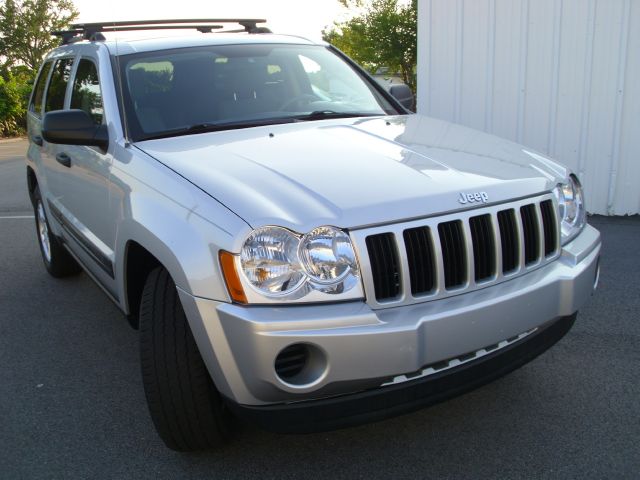 Jeep Grand Cherokee 2006 photo 4