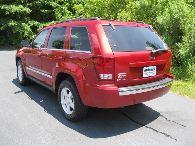 Jeep Grand Cherokee 2006 photo 1