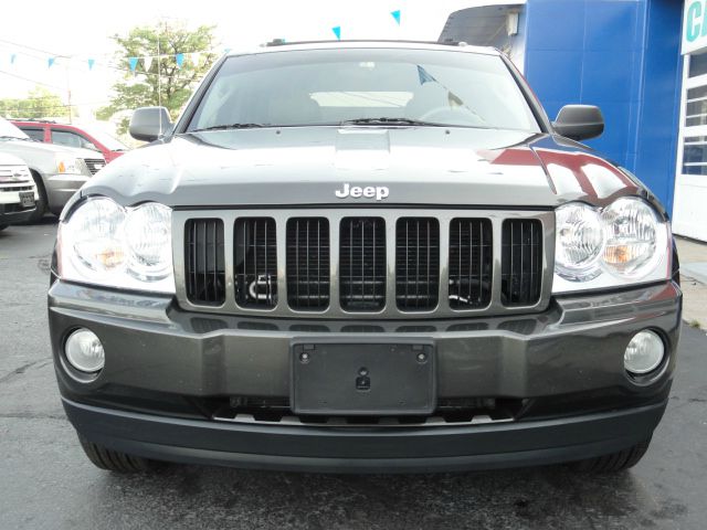 Jeep Grand Cherokee ES ... Gas Saver 999 Down SUV