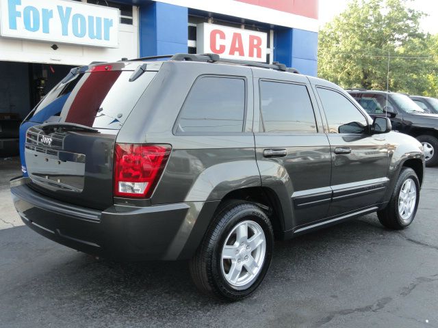 Jeep Grand Cherokee 2006 photo 3