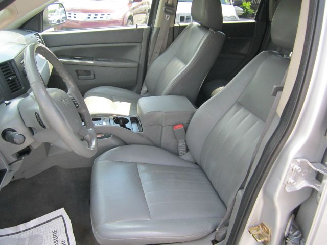 Jeep Grand Cherokee 2006 photo 4